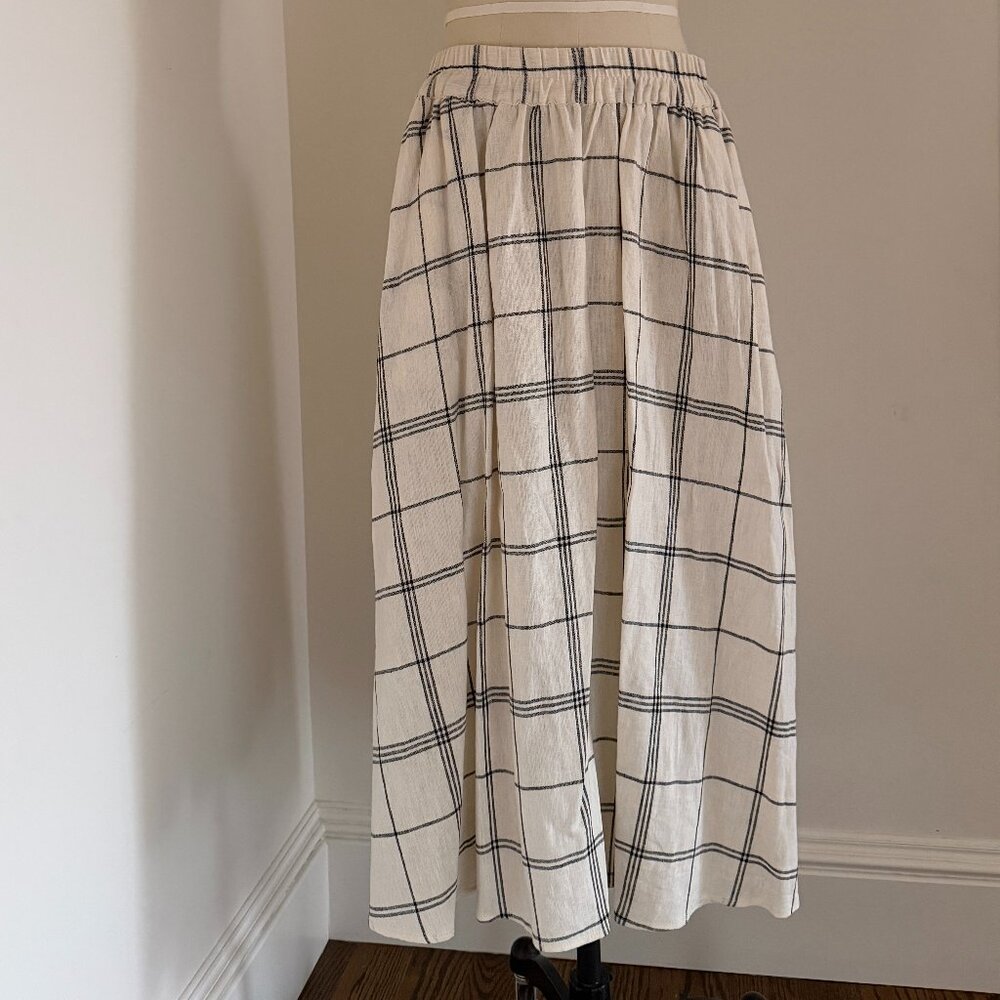 Checkered Skirt w/ Pockets